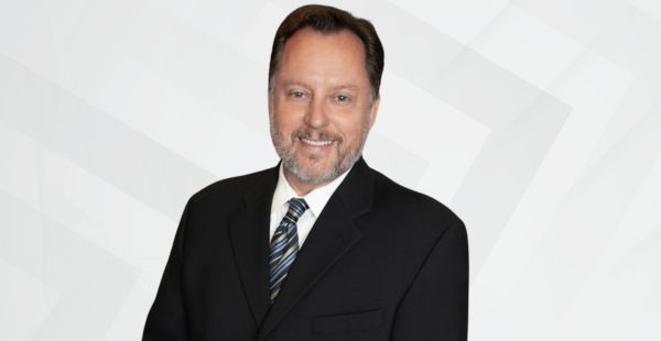 Chris Giles headshot